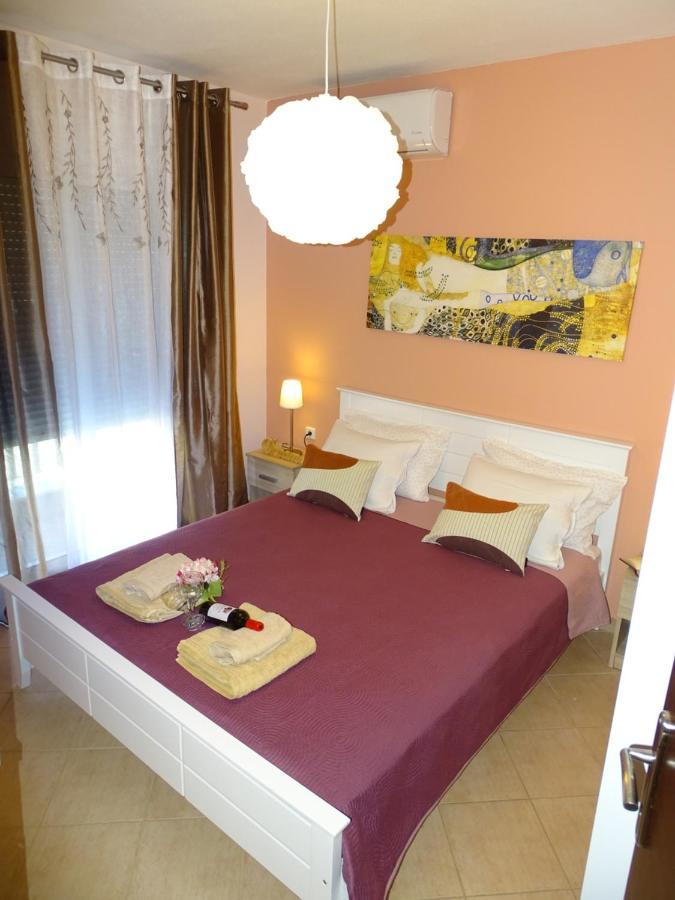 Bella Casa Apartment Nea Peramos (Macedonia)