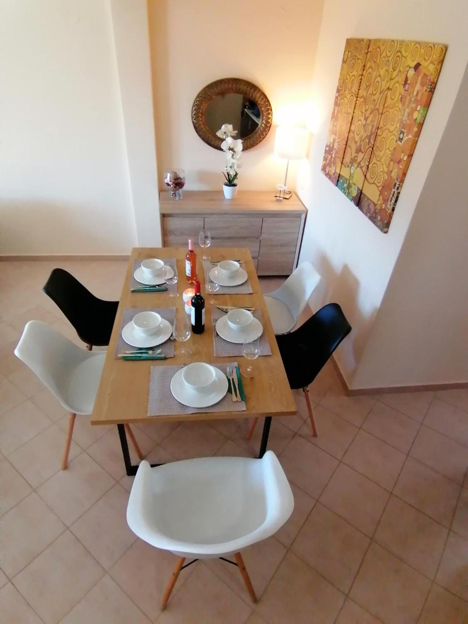 Bella Casa Apartment